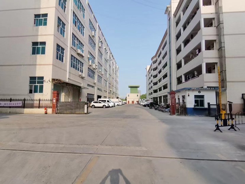 平湖工业园3万平厂房仓库出租200平起可分租一二楼精装修办公