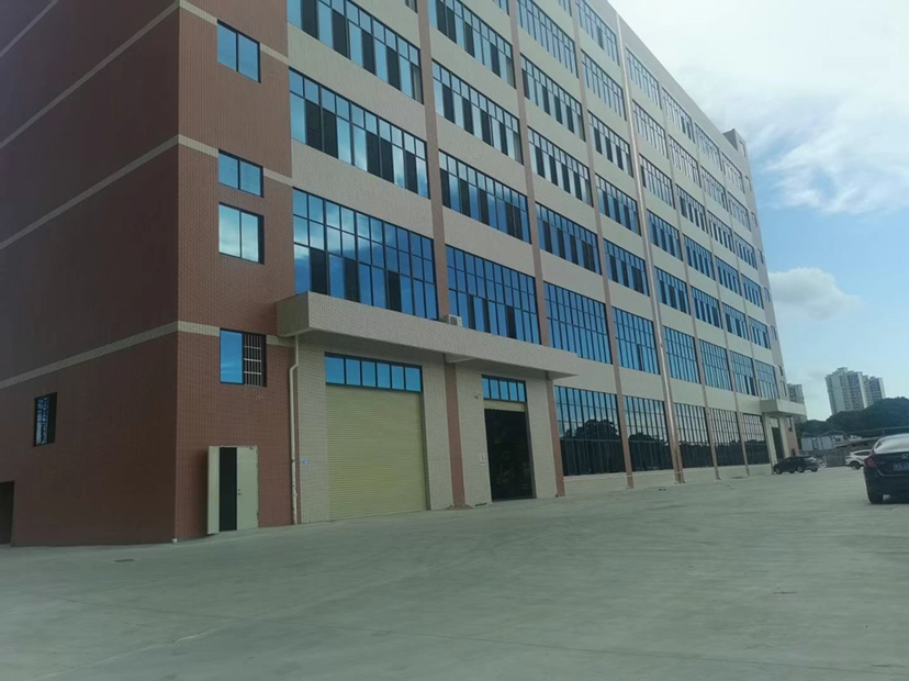 东莞市东坑镇全新工业园标准厂房五楼850平精装修带办公室仓库