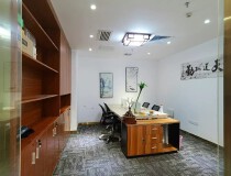 南山科技园中区小面积办公室50平，配套家私空调拎包办公户型好