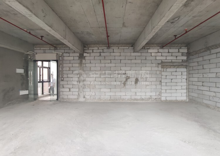 中山港口写字楼出租楼上单层800平米大小可分原房东精装修3