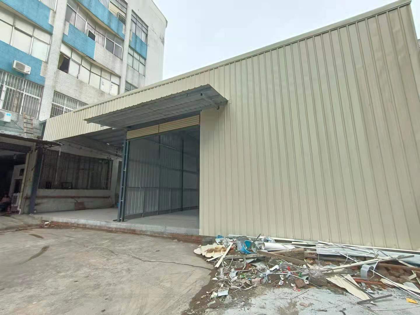 东凤镇国道边星棚300平方一楼小面积仓库厂房出租