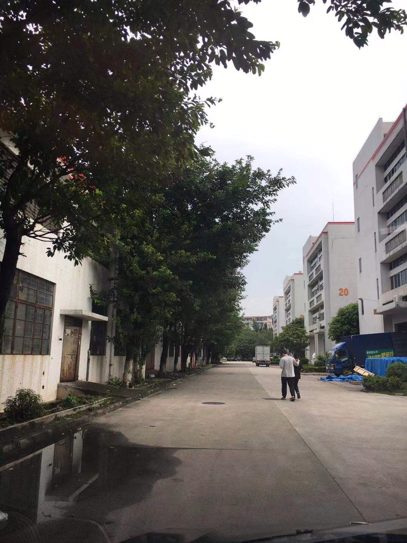广州黄埔永和3600平方一楼仓库出租、空地大环境好、证件齐全