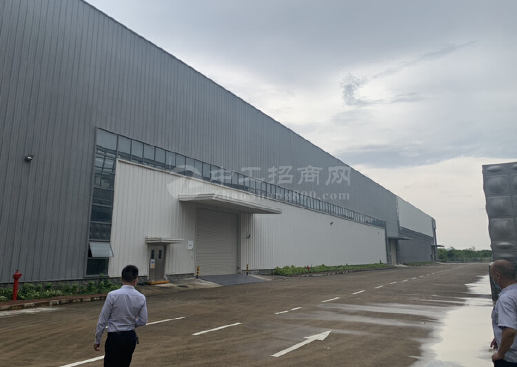 中山南朗带卸货平台10000平米仓库出租。