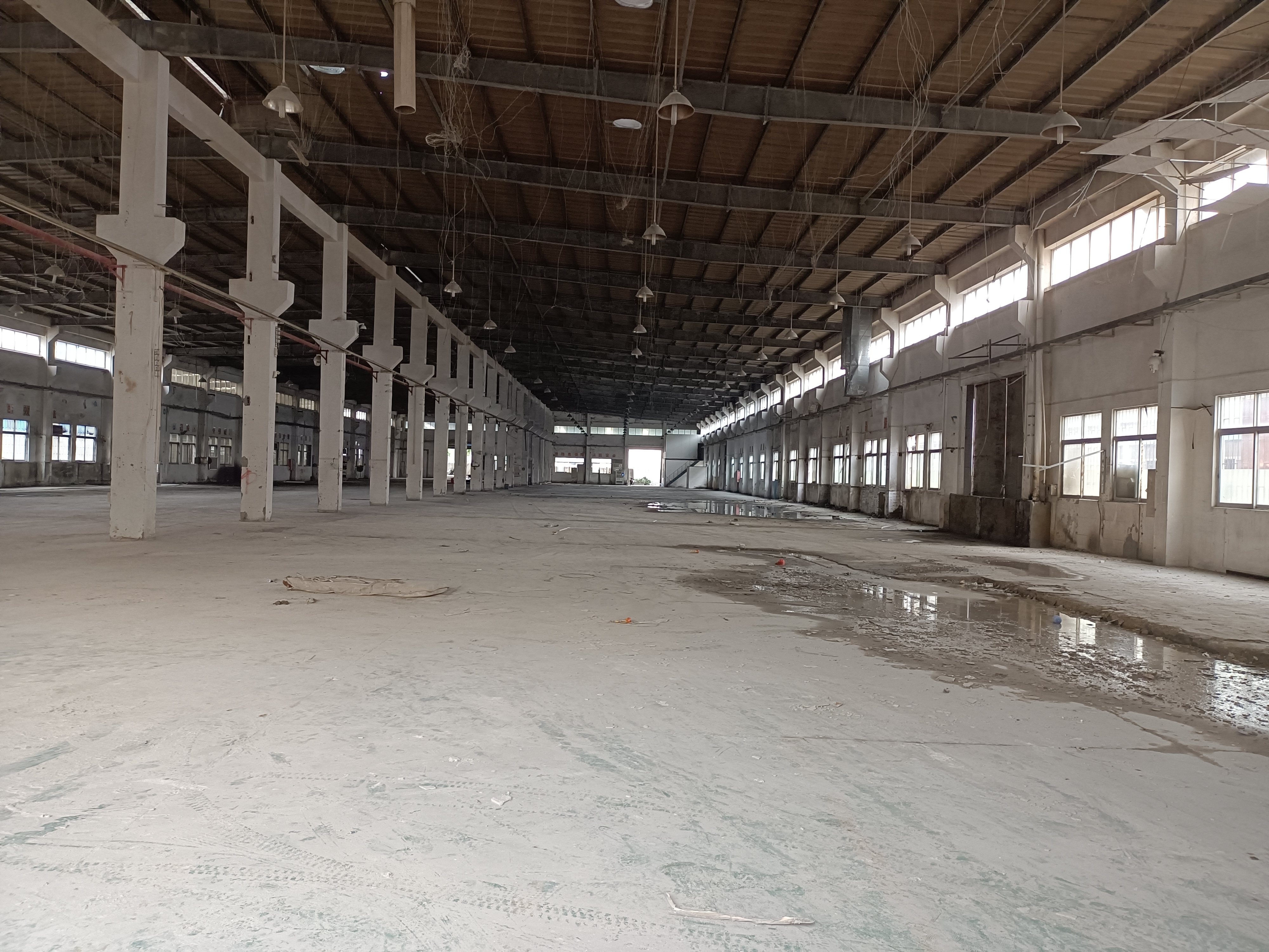 东升工业园区星棚高8米3000平厂房仓库出租