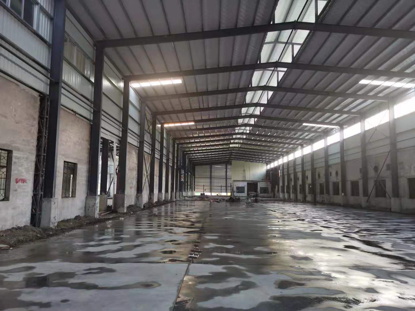 中堂新出独门独院钢结构厂房4000平，高度11米，可做仓库