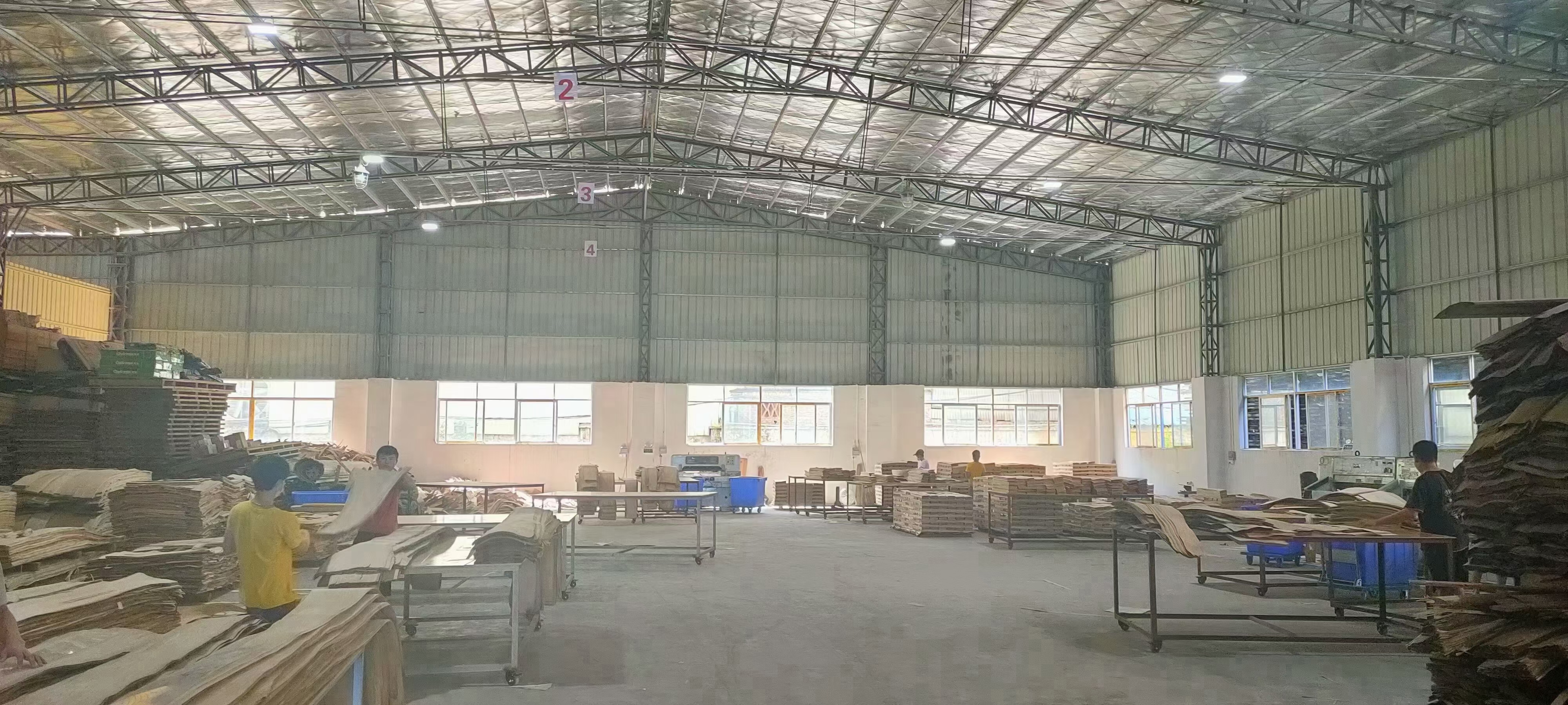 东城新出钢构厂房900平方，做生产、仓库都可以，中间没有柱子