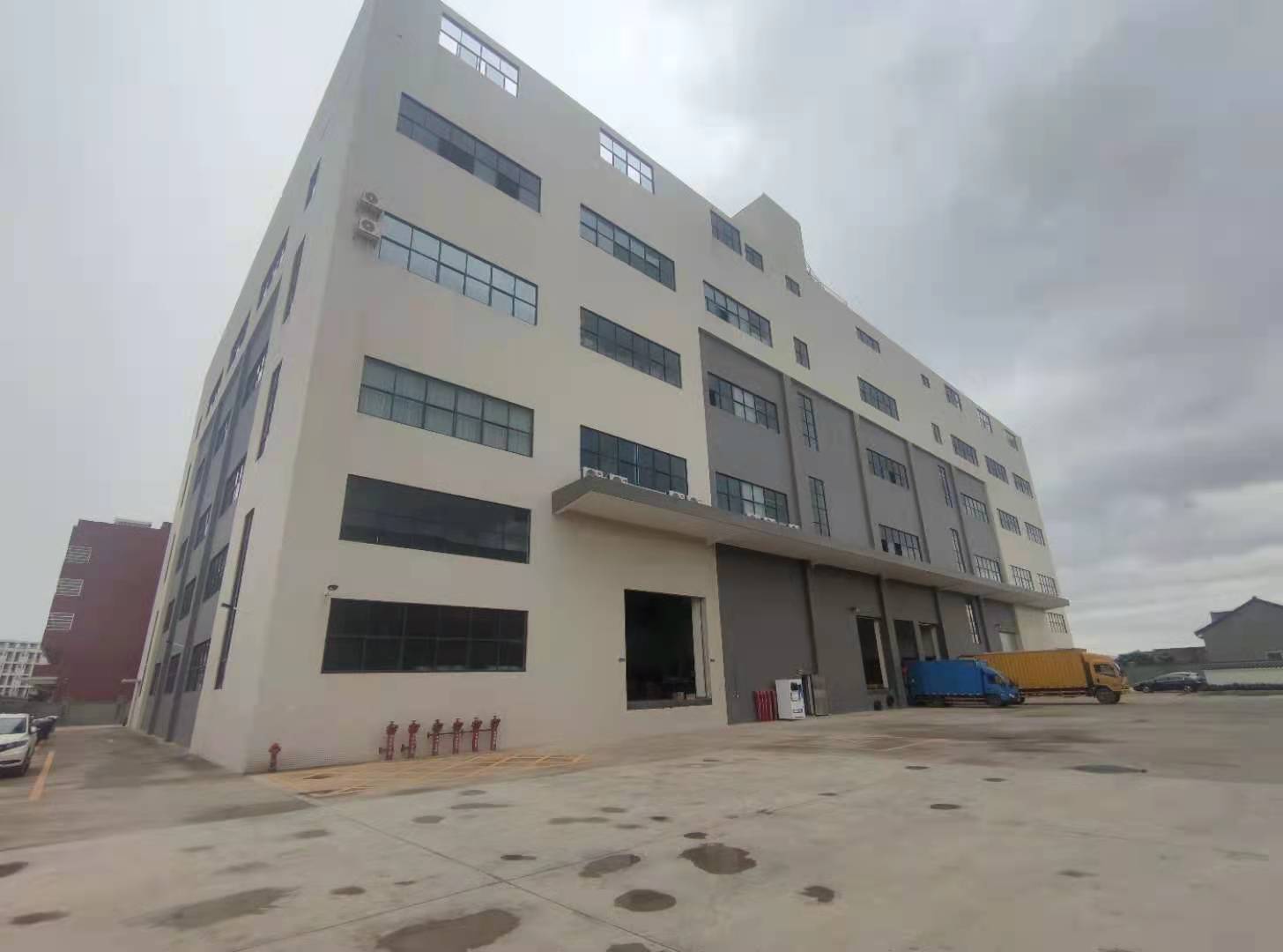 太平工业区高台物流仓仓库3-4楼6000平方滴水6米