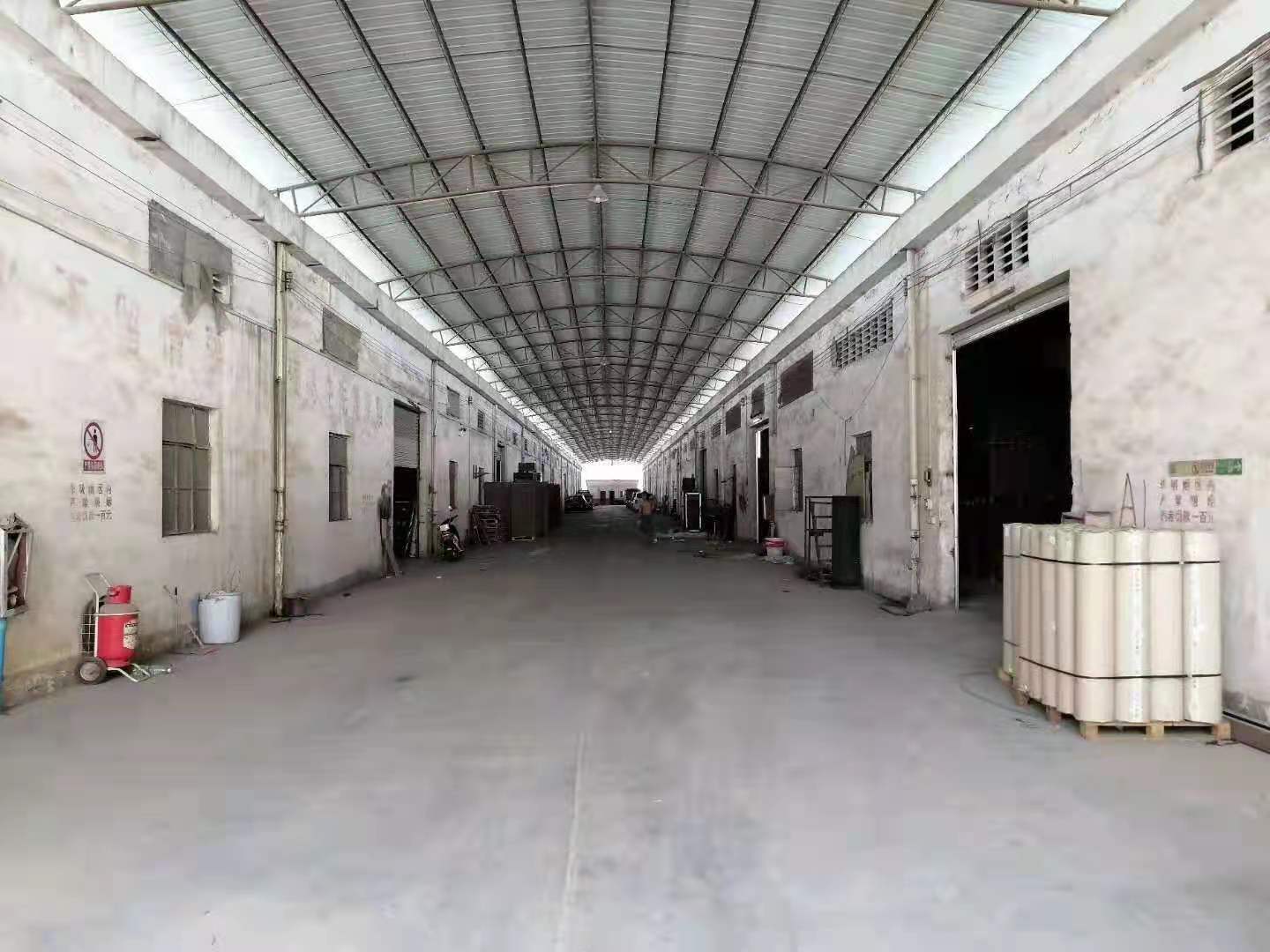 狮岭1800方独层仓库超大空间交通便利。