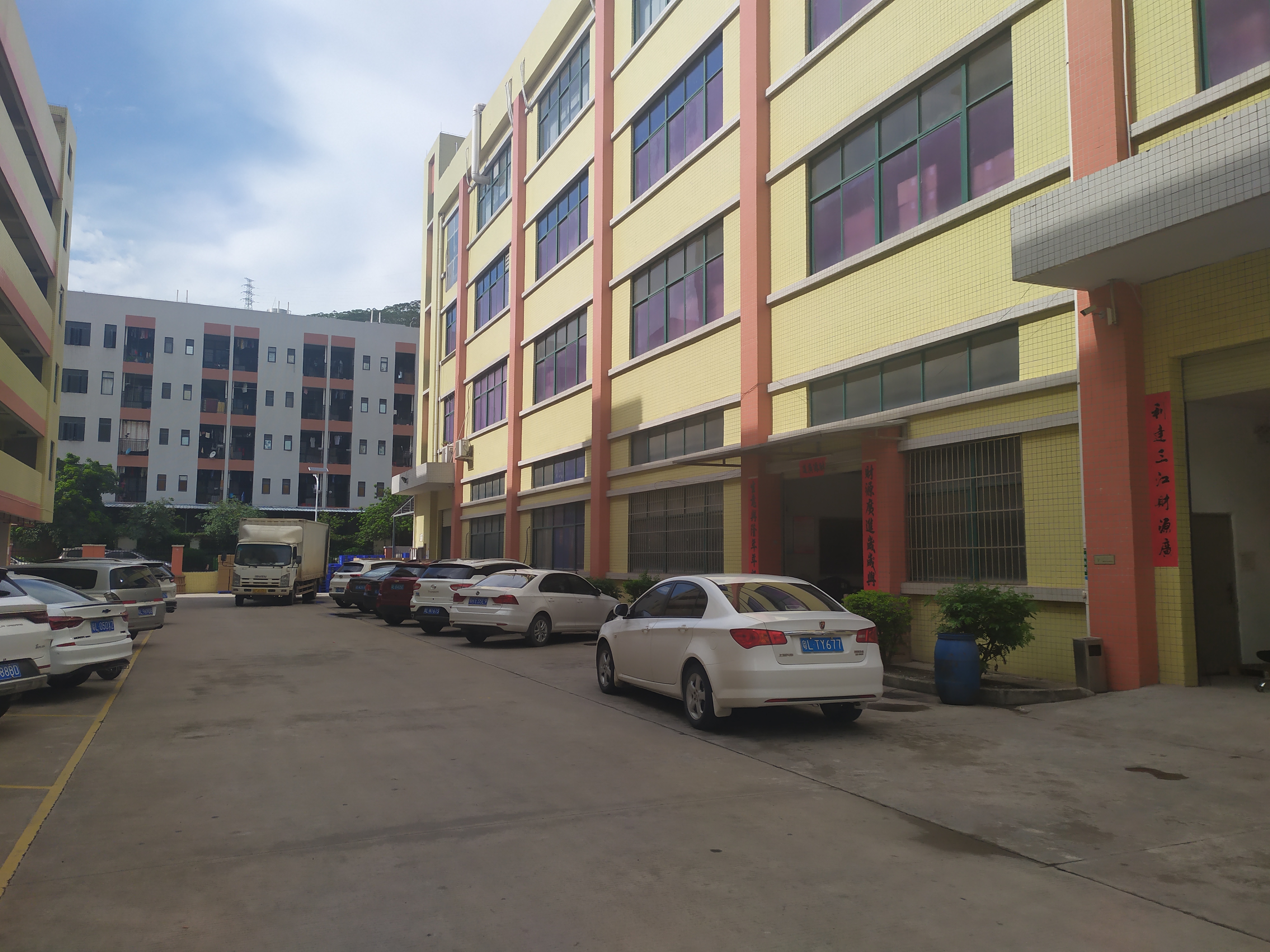 仲恺惠环镇西坑工业区原房东一楼厂房300平方招租