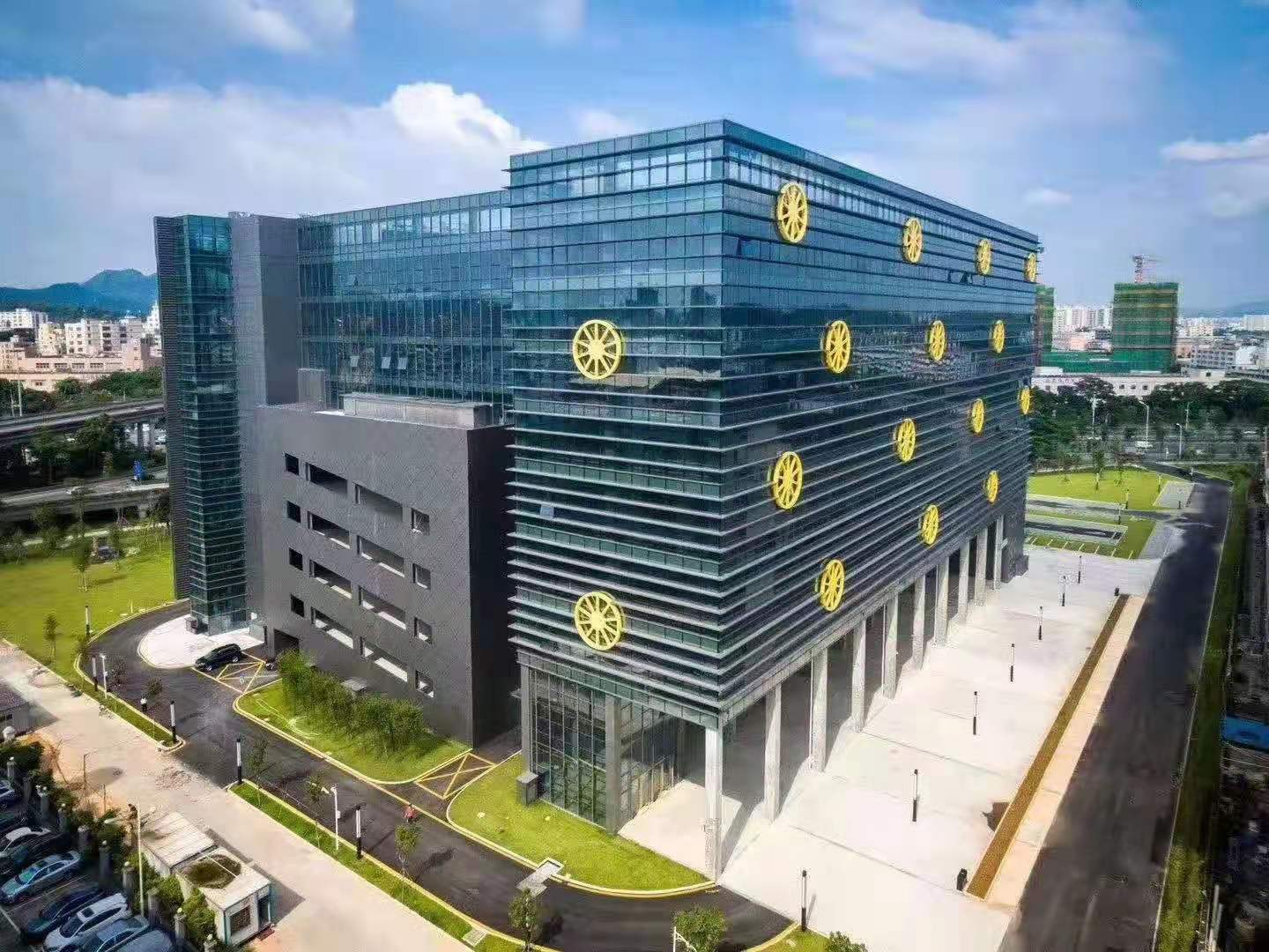 龙大高速出口高新园区厂房100020000平出租