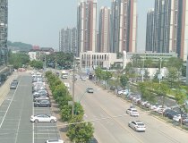 路边办公大楼超低价写字楼出租，可做教育培训电商直播，广州番禺