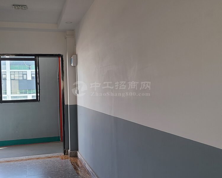 后亭地铁口0距离精装修办公室写字楼带独立卫生间仓库可接受加工