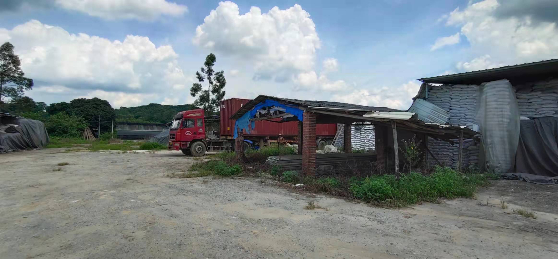 增城区福和简易铁皮房6000方空地出租有硬化证件齐全靠大路边3