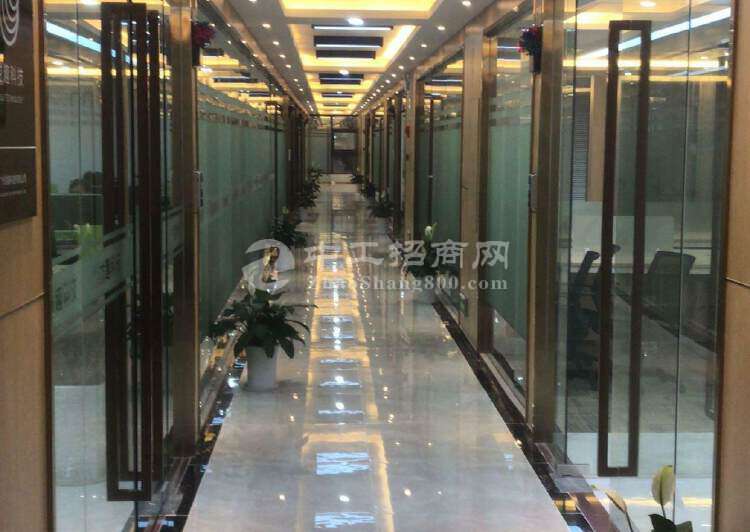 广州市天河区科韵路地铁站附近新出400平装修带家私办公室出租8