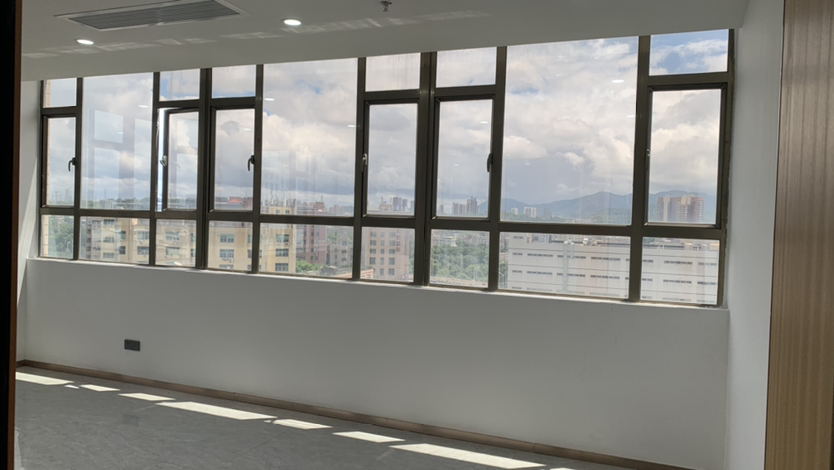 丹竹头地铁站零距离甲级写字楼精装修256平带隔间办公室出租