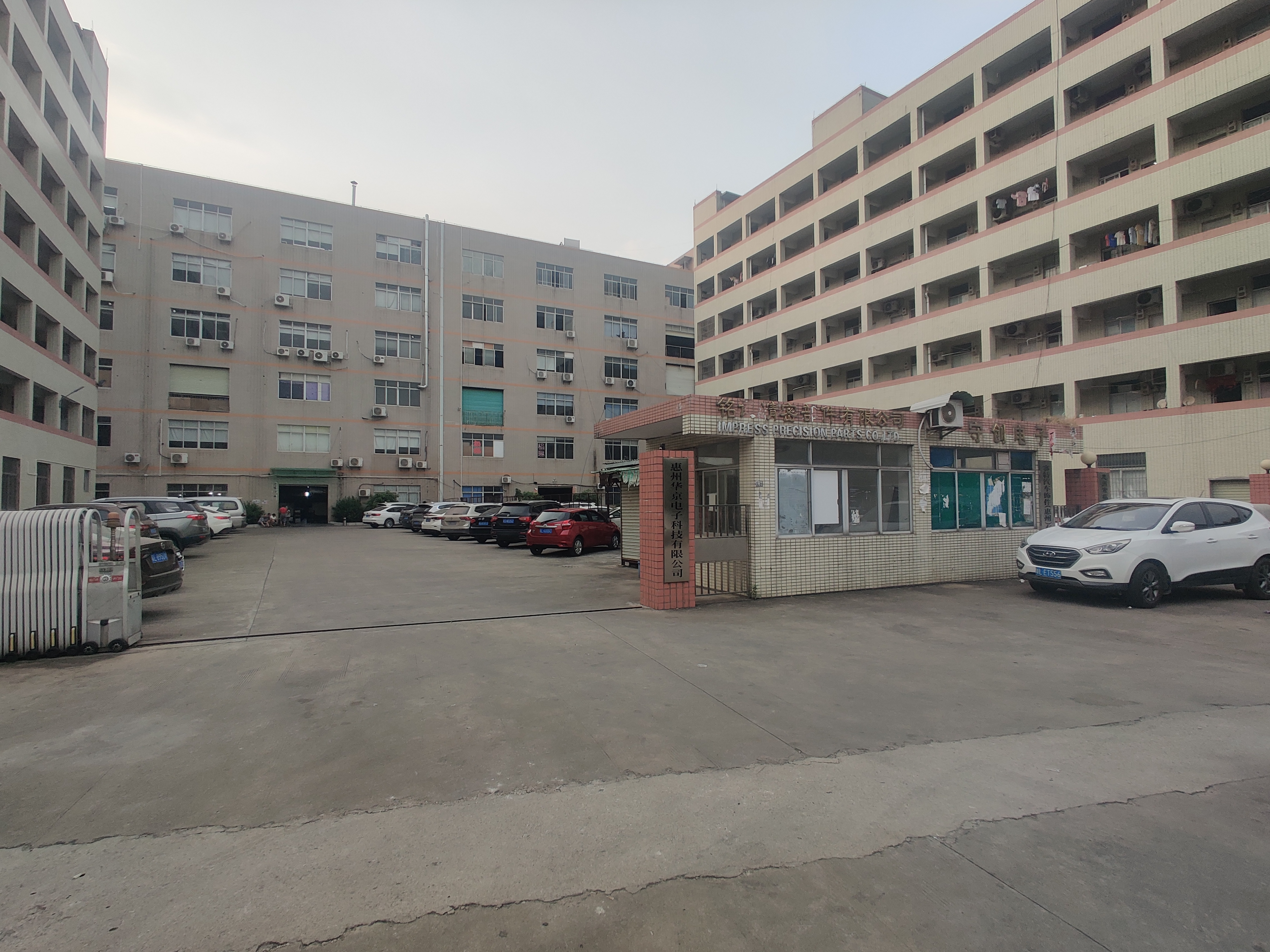 仲恺惠环二楼带装修300平厂房租赁证件齐全交通便利随时可空出