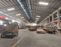石基国道边工业园区新出钢结构仓库出租。证件齐全。大小可分租。