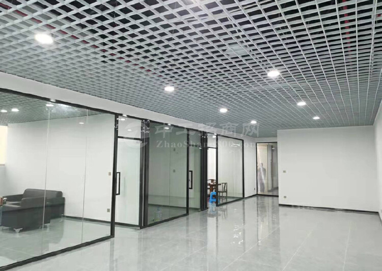 黄埔区云埔工业园，全新精装修办公室出租110平米，采光好9