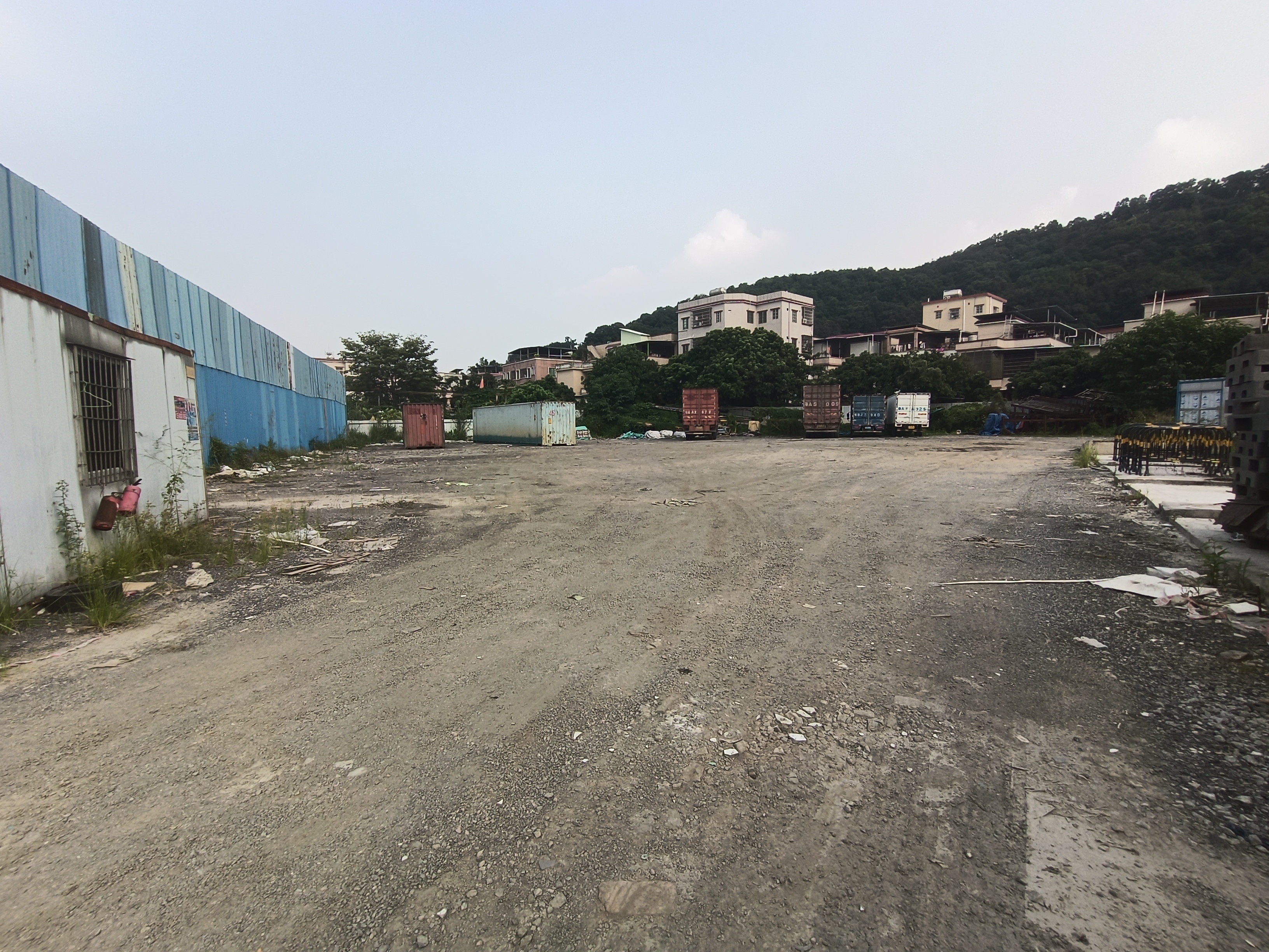 黄埔红山街道原房东硬化空地3000方招租，形象好，交通便利1