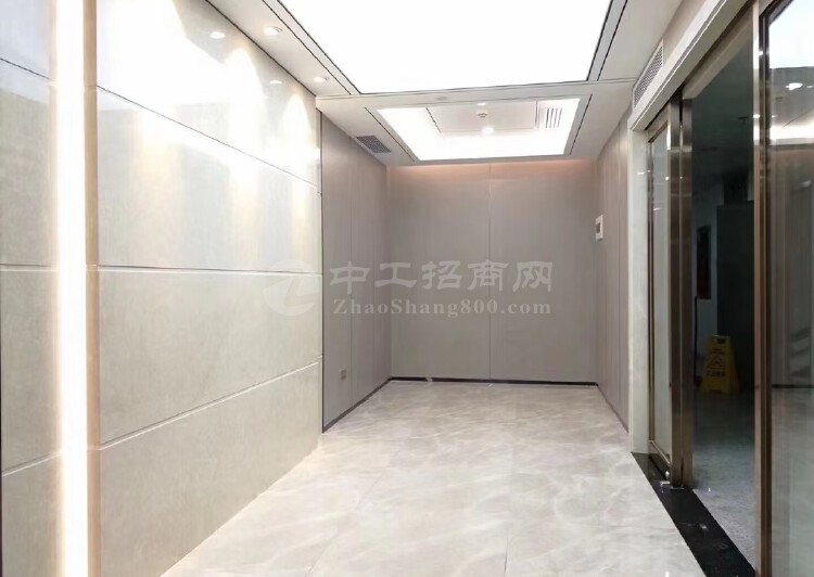 福田国际商会中心328平精装修办公室出租5