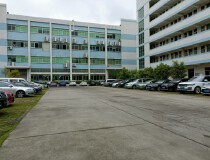 东莞临深工业区九成新独院厂房总面面6400平方出售。