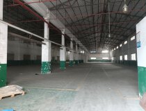 禅城区南庄镇单一层4500平米仓库出租，可分租，证件齐全！