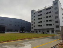 增城仙村工业园区独门独院单一层厂房出租空地大。证件齐全