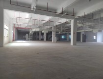 平湖街道辅城坳工业区附近新出楼上1990平厂房仓库出租。