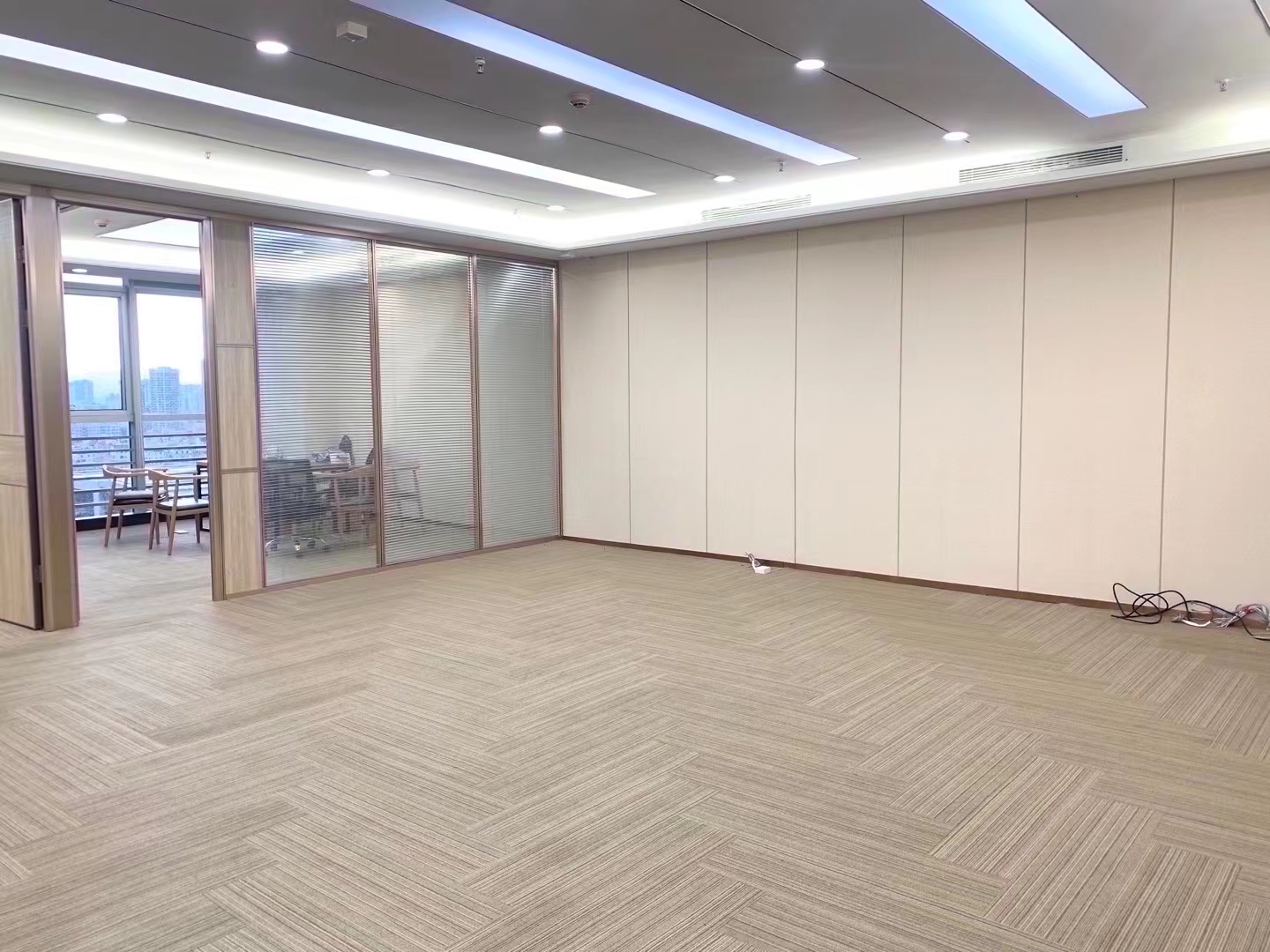 福田现代国际大厦235平精装修写字楼办公室出租