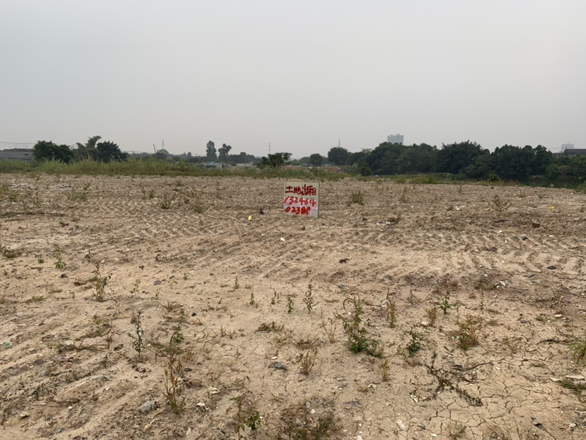 番禺石基地铁口旁17亩带红本一手土地，马路边，交通方便2