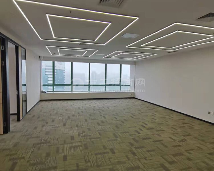 南山桃园地铁口精装修办公室228平俯瞰深圳大学风景好采光通透