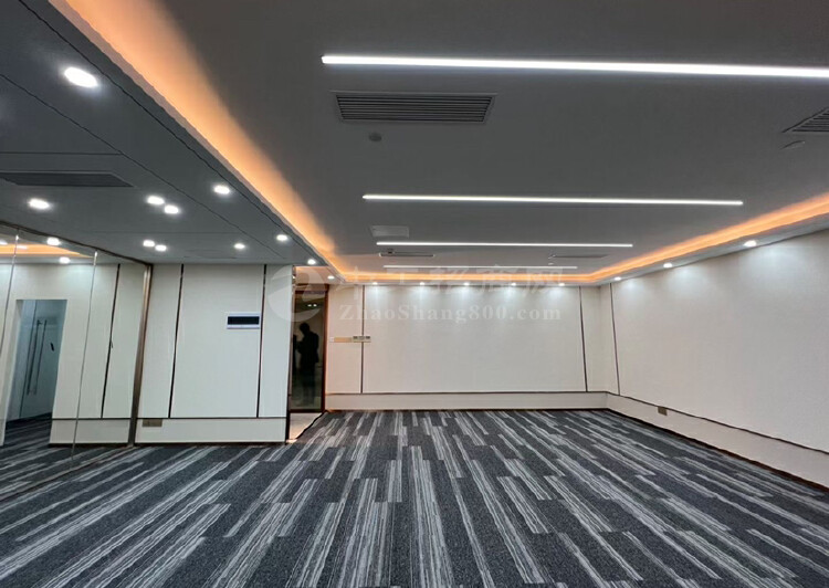 福田中心区荣超经贸中心152-516平米精装修写字楼1