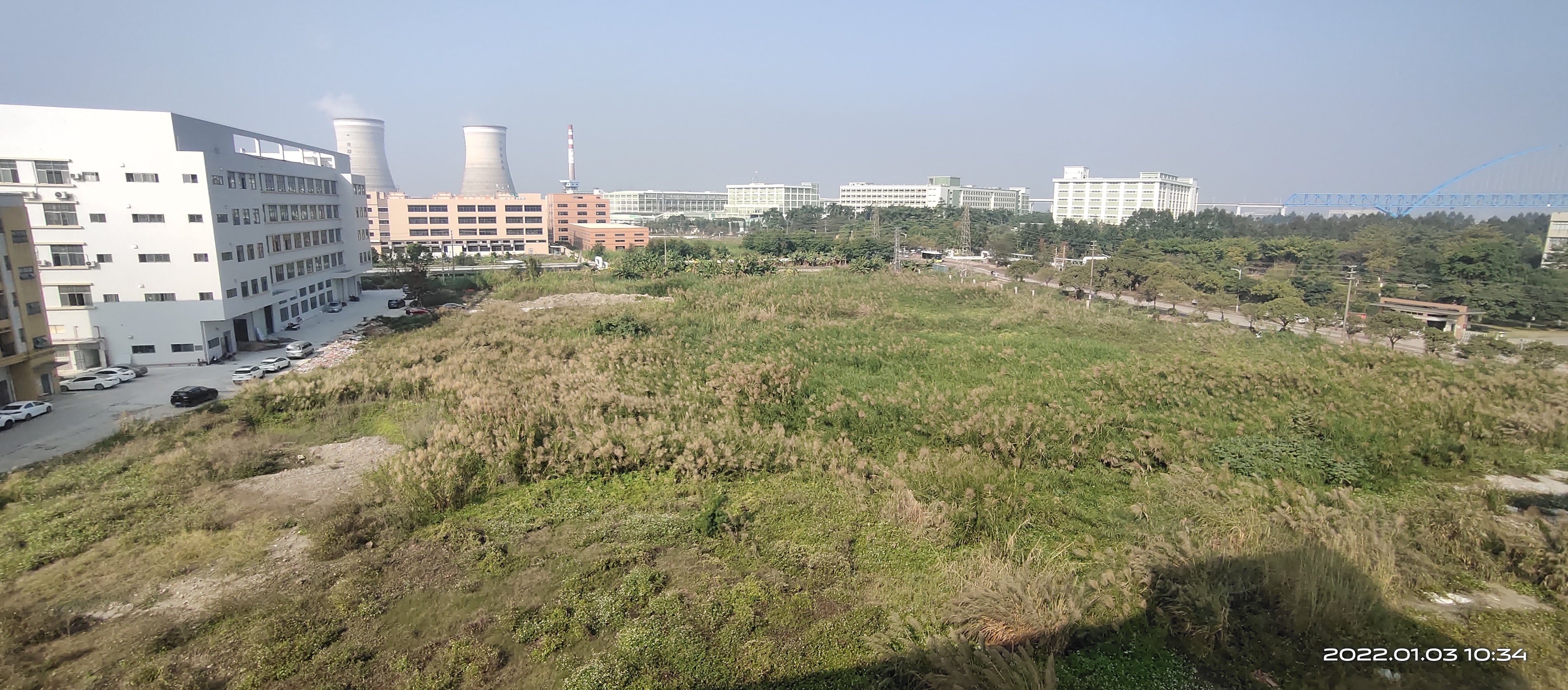 三角镇新出高速出口10000平方空地可定建3