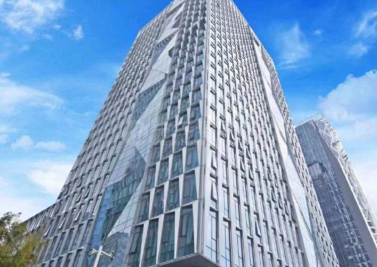 南山科技园赛西科技大厦精装修155平电梯口价格便宜95／平1