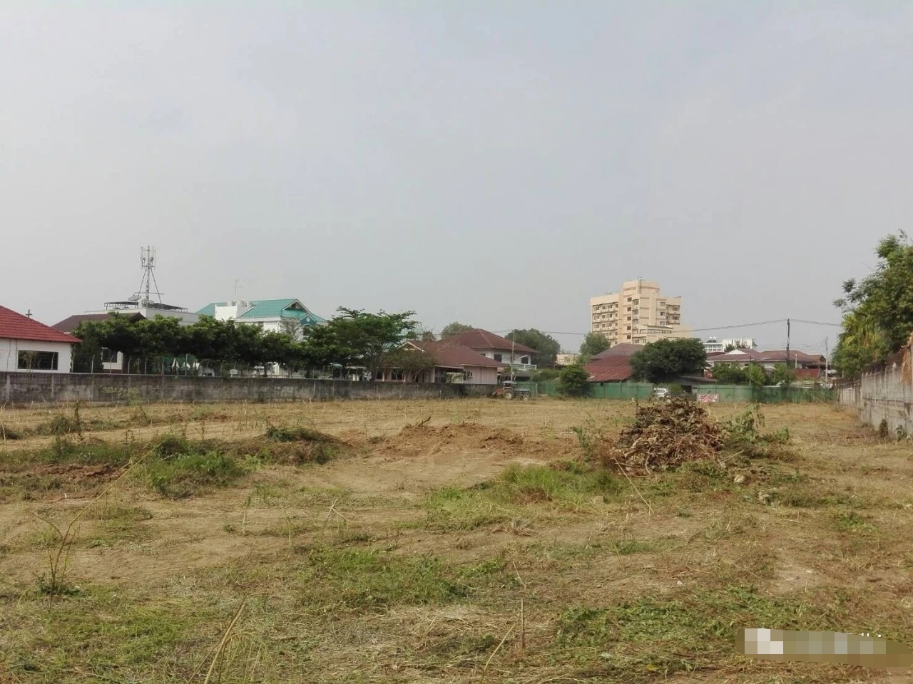 东莞洪梅镇4352平方国有证土地现因老板有其它生意着急低价售4