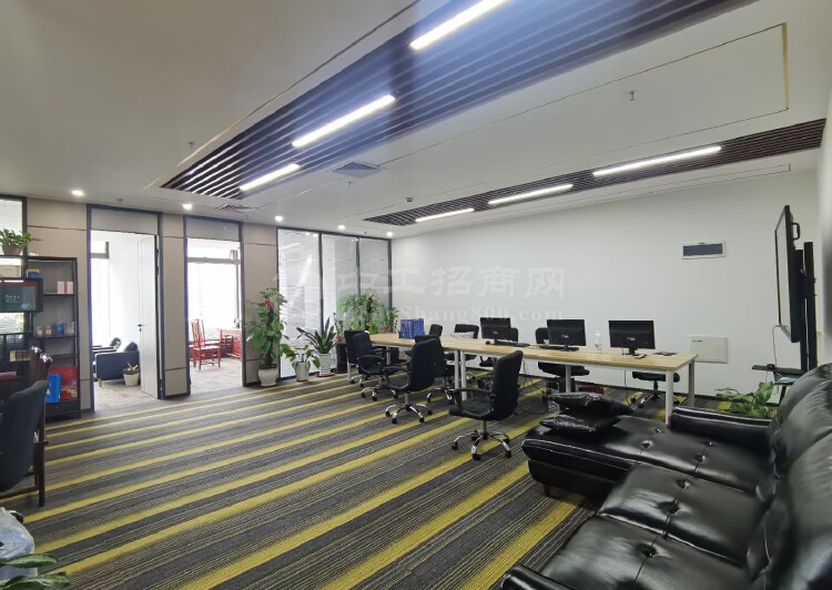 龙胜地铁站旁甲级红本写字楼精装修办公室300平3+1隔间出租7