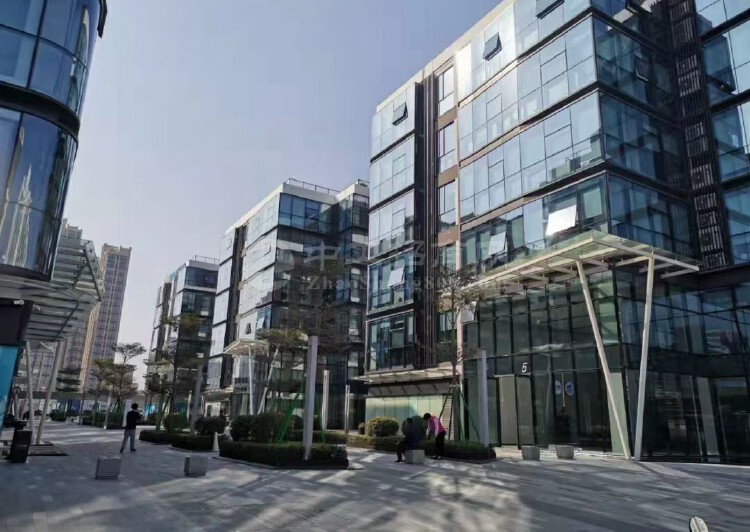 龙华中心区500平落地窗办公室出租转租家具齐全大小可以分6