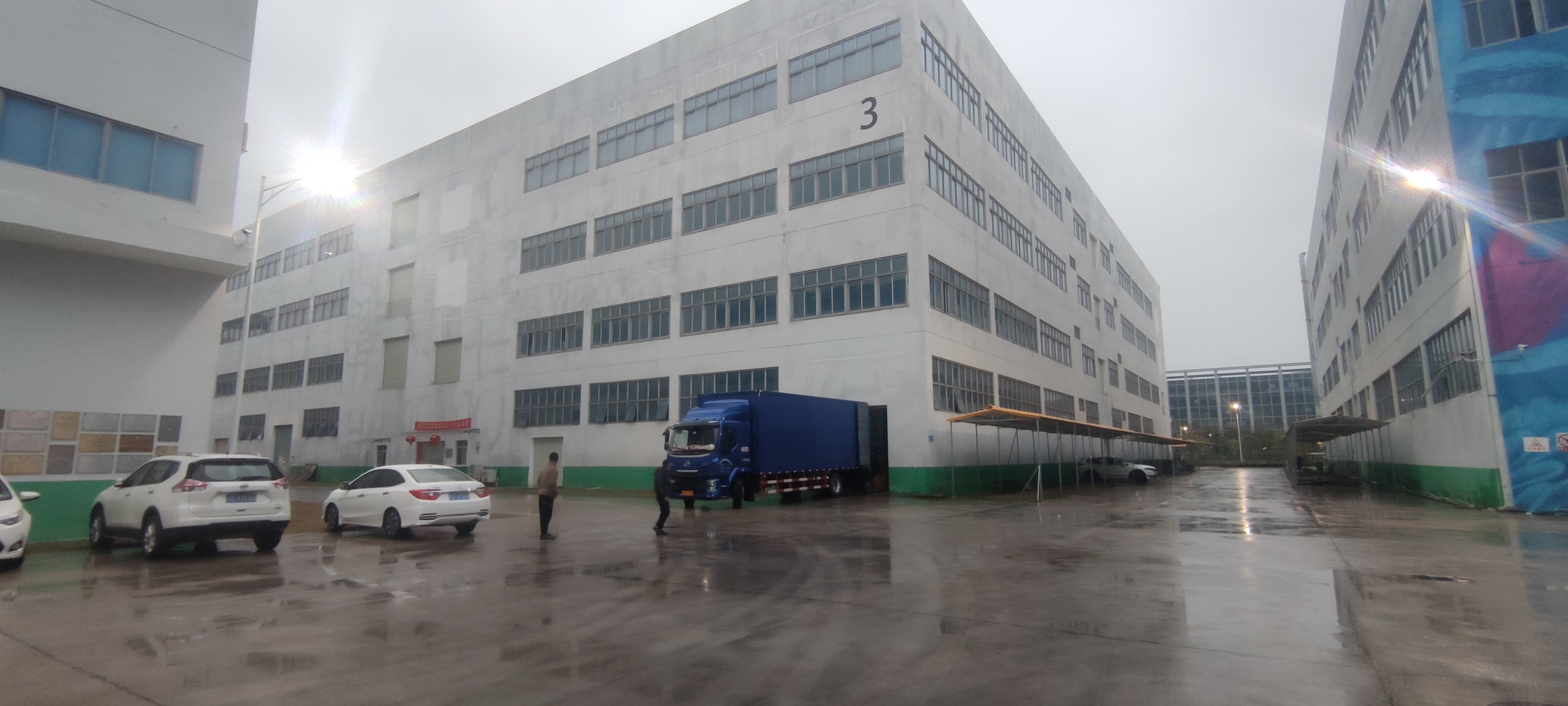 深圳龙岗同乐一楼3000平米厂房办公仓库出租超大空地精装修