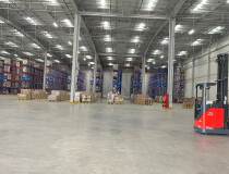 谢岗镇新出标准物流仓单一层5500平方11.5米高有卸货平台