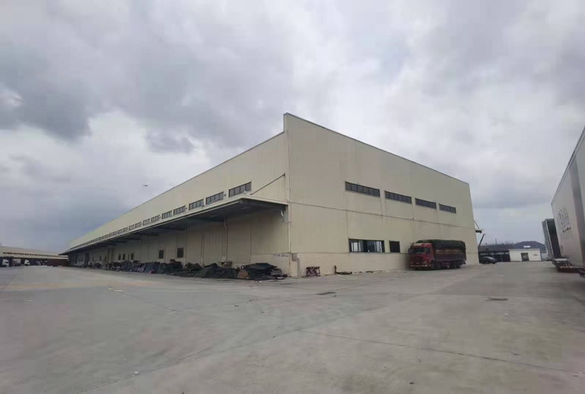 番禺新出50000平方高台仓库，大小分租，滴水11米，丙二类