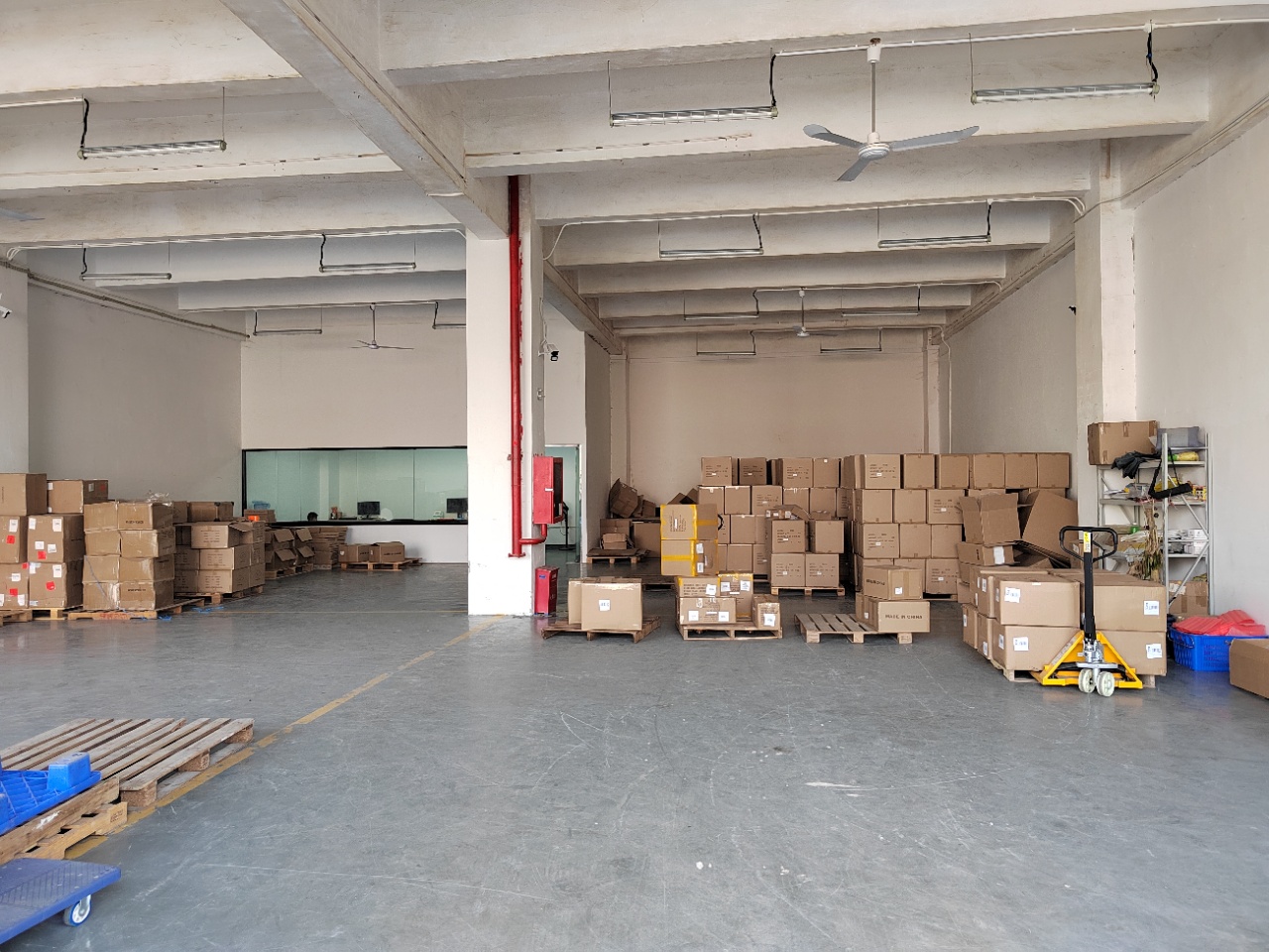 龙华大浪布龙路工业区一楼532平仓库物流办公加工厂房出租