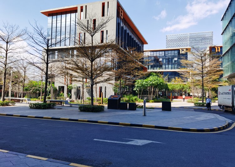 龙岗宝龙科技园独栋企业总部办公楼1500平方可分租园区环境好2