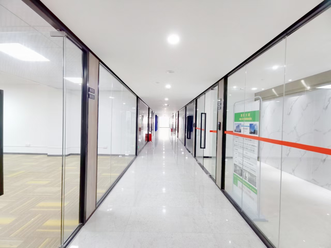 布吉木棉湾地铁站168平精装修出租