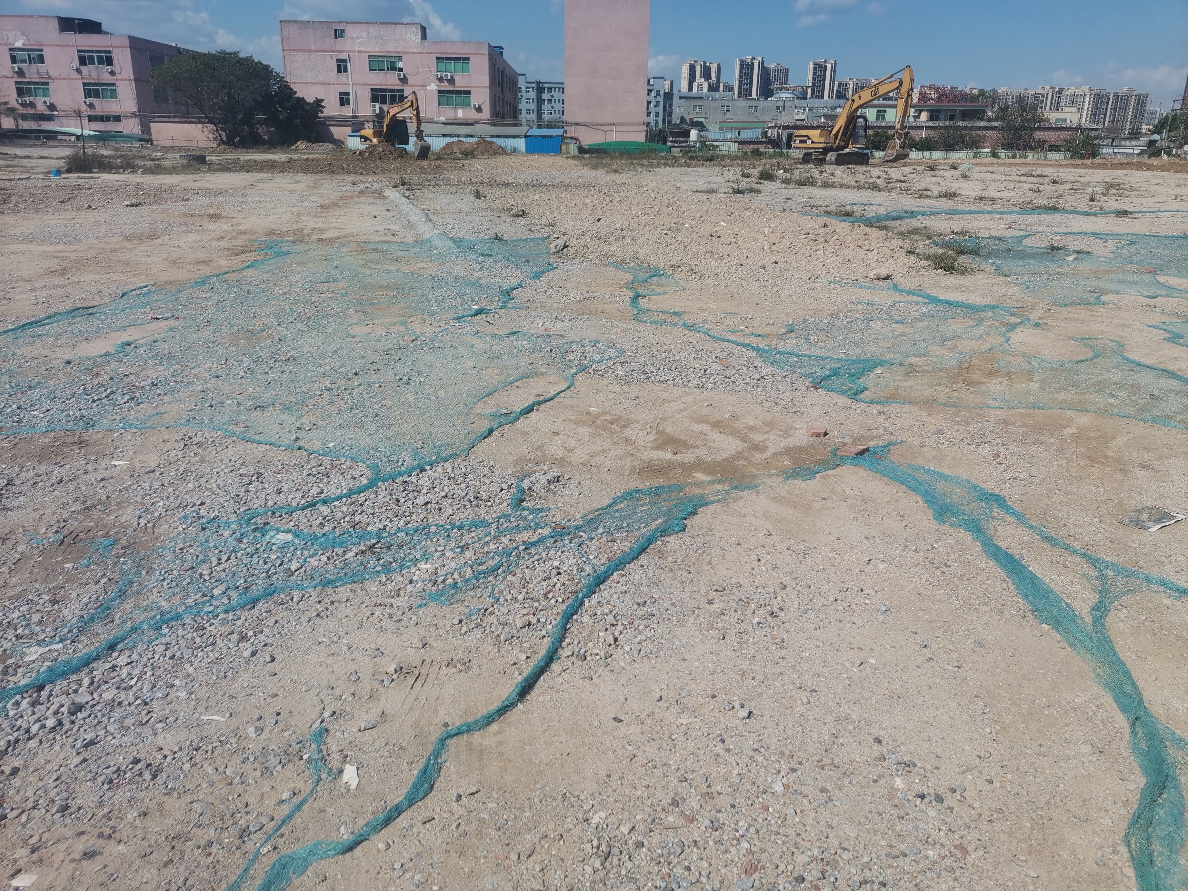 沙井每部主干道旁30000平空地出租2