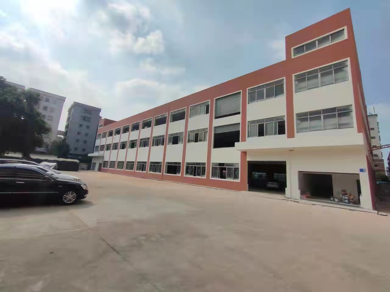 虎门镇赤岗工业园区楼上2000平方厂房适合做电子仓库等行业