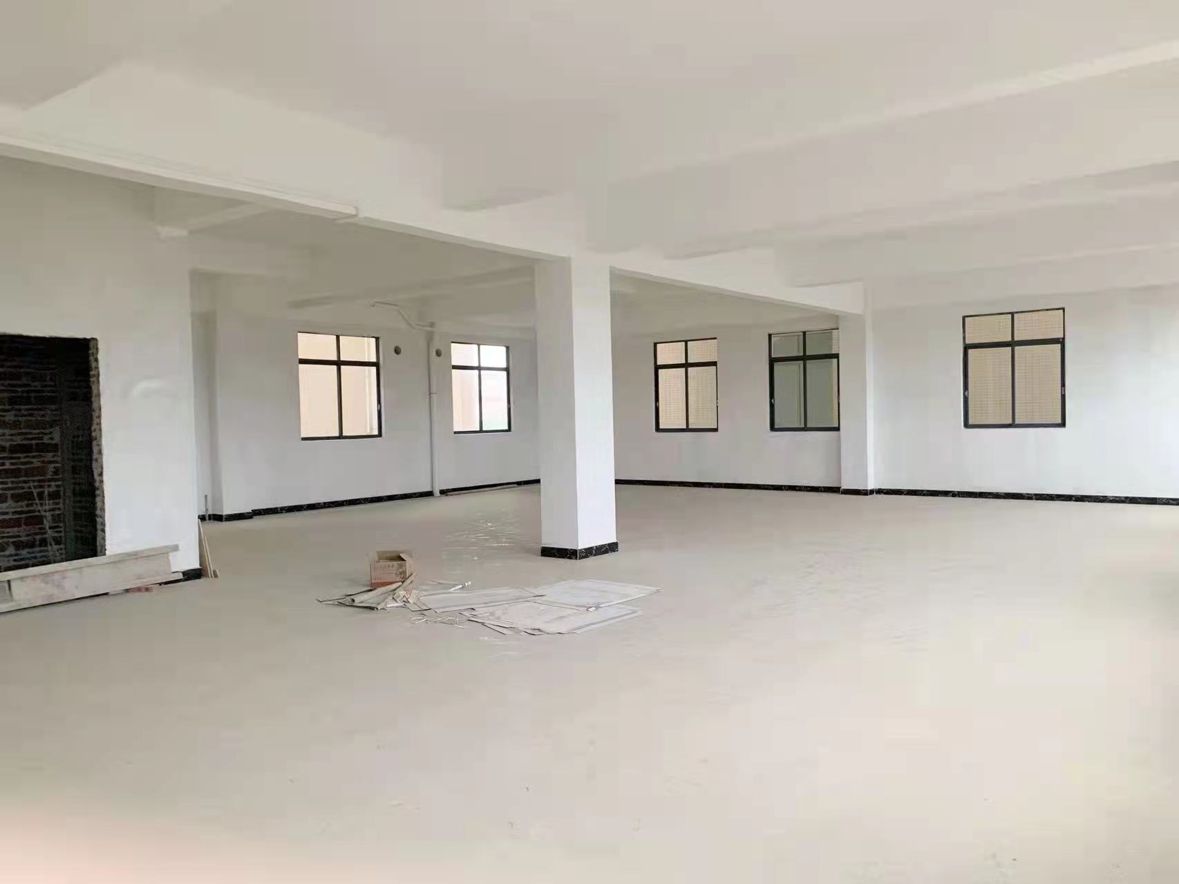 东凤镇150方原房东厂房出租，有地板砖，做仓库用很合适。