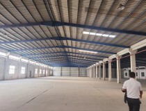 深圳坪山新出层高8米钢构厂房仓库3000平，大小可分租