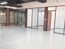 深圳福田地铁口208平精装修办公室写字楼出租可注册电梯口
