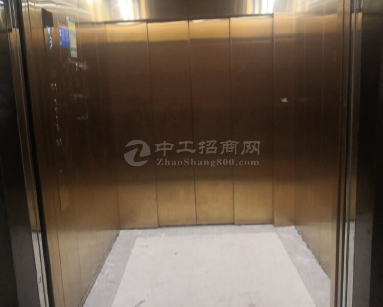 沙井后亭地铁口正规电商产业园带大货梯在装修拎包办公