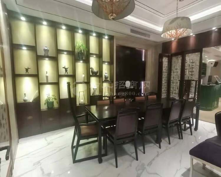 深圳湾会所转租，租金仅6.5万。豪华装修，四个茶室一个餐厅